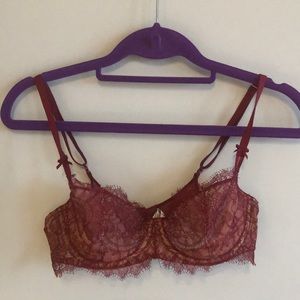 Victoria’s Secret Burgundy Lightly Lined Bra